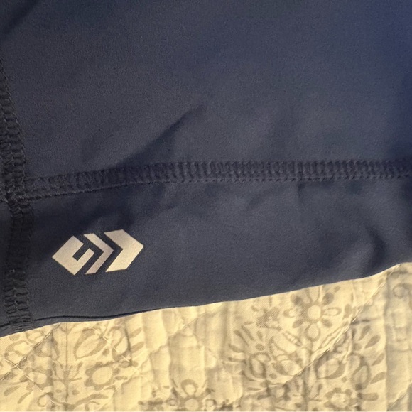 NWT Stylish Navy and Pink Tank Top one shoulder Swim suit and swim shorts - Picture 6 of 8